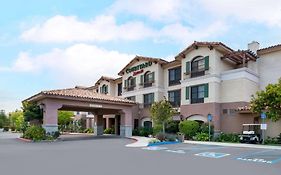 Courtyard Thousand Oaks Ventura County